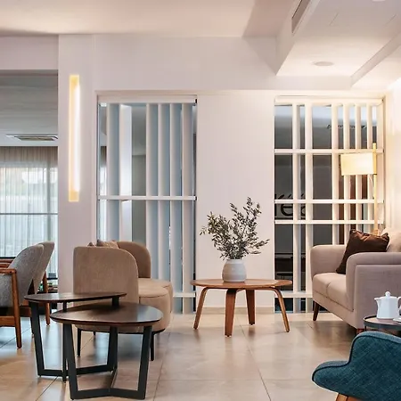 Курортний комплекс Sofianna & 4*